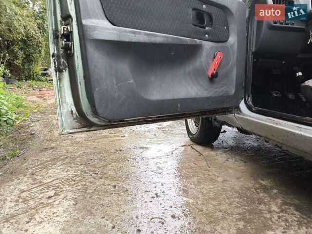 Серый ЗАЗ 1103 Славута, объемом двигателя 1.2 л и пробегом 189 тыс. км за 400 $, фото 3 на Automoto.ua