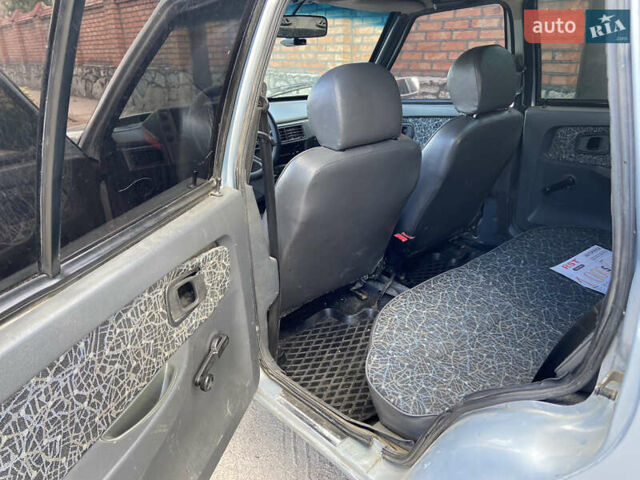 Серый ЗАЗ 1103 Славута, объемом двигателя 1.2 л и пробегом 160 тыс. км за 900 $, фото 9 на Automoto.ua