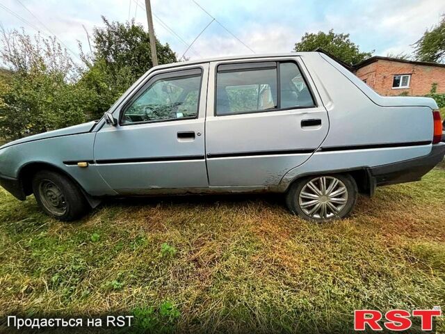 Серый ЗАЗ 1103 Славута, объемом двигателя 1.2 л и пробегом 150 тыс. км за 360 $, фото 2 на Automoto.ua