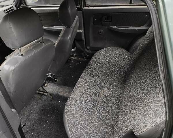 Серый ЗАЗ 1103 Славута, объемом двигателя 1.2 л и пробегом 189 тыс. км за 400 $, фото 4 на Automoto.ua