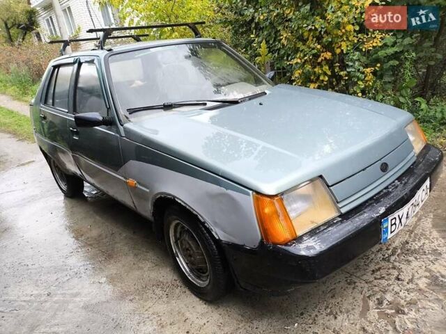 Серый ЗАЗ 1103 Славута, объемом двигателя 1.2 л и пробегом 189 тыс. км за 400 $, фото 8 на Automoto.ua