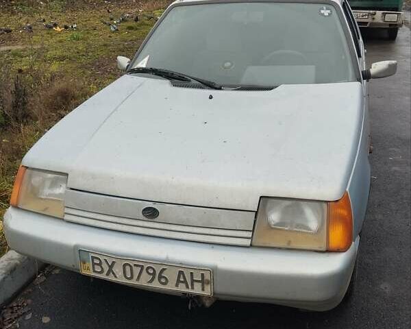 Серый ЗАЗ 1103 Славута, объемом двигателя 1.2 л и пробегом 135 тыс. км за 600 $, фото 1 на Automoto.ua