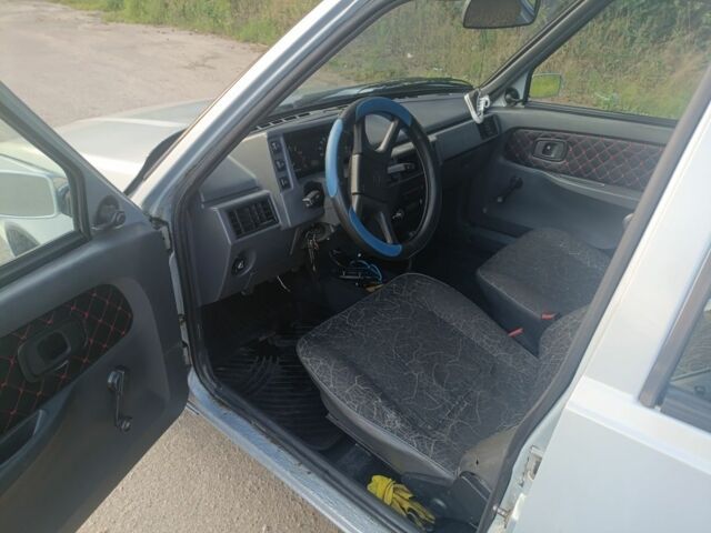 Серый ЗАЗ 1103 Славута, объемом двигателя 0 л и пробегом 209 тыс. км за 1000 $, фото 7 на Automoto.ua