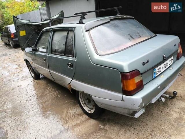 Серый ЗАЗ 1103 Славута, объемом двигателя 1.2 л и пробегом 189 тыс. км за 400 $, фото 11 на Automoto.ua
