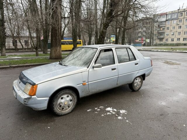 Серый ЗАЗ 1103 Славута, объемом двигателя 1.2 л и пробегом 158 тыс. км за 750 $, фото 1 на Automoto.ua