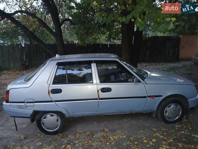 Серый ЗАЗ 1103 Славута, объемом двигателя 1.2 л и пробегом 120 тыс. км за 1000 $, фото 3 на Automoto.ua