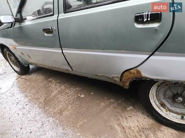 Серый ЗАЗ 1103 Славута, объемом двигателя 1.2 л и пробегом 189 тыс. км за 400 $, фото 2 на Automoto.ua