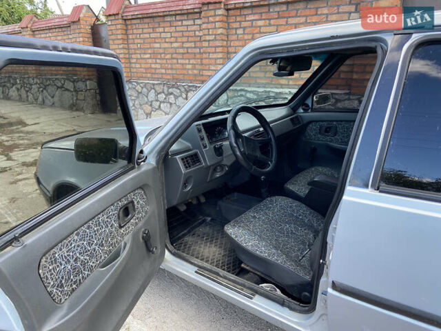 Серый ЗАЗ 1103 Славута, объемом двигателя 1.2 л и пробегом 160 тыс. км за 900 $, фото 11 на Automoto.ua