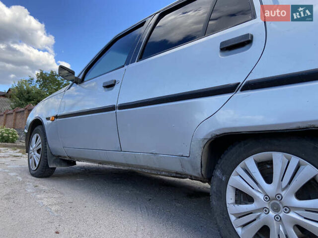 Серый ЗАЗ 1103 Славута, объемом двигателя 1.2 л и пробегом 160 тыс. км за 900 $, фото 6 на Automoto.ua