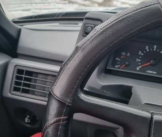 Серый ЗАЗ 1103 Славута, объемом двигателя 1.2 л и пробегом 46 тыс. км за 1700 $, фото 4 на Automoto.ua