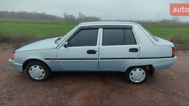 Серый ЗАЗ 1103 Славута, объемом двигателя 1.2 л и пробегом 70 тыс. км за 1200 $, фото 1 на Automoto.ua