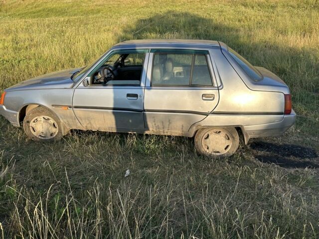 Сірий ЗАЗ 1103 Славута, об'ємом двигуна 1.2 л та пробігом 120 тис. км за 1000 $, фото 2 на Automoto.ua