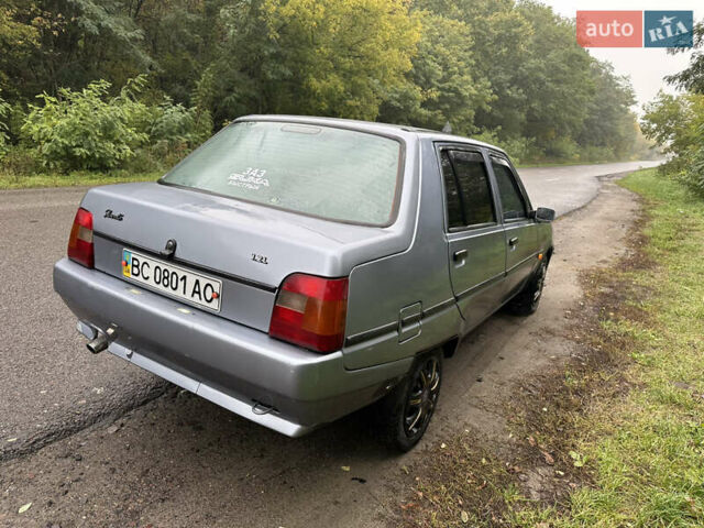 Серый ЗАЗ 1103 Славута, объемом двигателя 1.2 л и пробегом 105 тыс. км за 1050 $, фото 2 на Automoto.ua