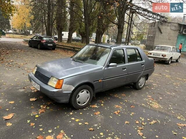 Серый ЗАЗ 1103 Славута, объемом двигателя 1.2 л и пробегом 20 тыс. км за 1300 $, фото 1 на Automoto.ua