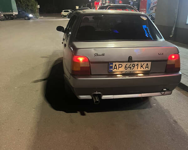 Серый ЗАЗ 1103 Славута, объемом двигателя 1.2 л и пробегом 200 тыс. км за 900 $, фото 4 на Automoto.ua