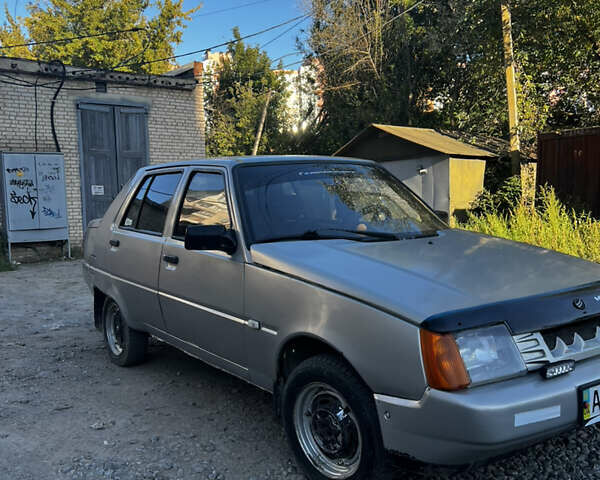 Серый ЗАЗ 1103 Славута, объемом двигателя 1.25 л и пробегом 80 тыс. км за 800 $, фото 2 на Automoto.ua