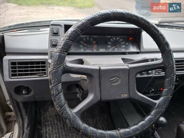 Серый ЗАЗ 1103 Славута, объемом двигателя 1.2 л и пробегом 280 тыс. км за 900 $, фото 1 на Automoto.ua