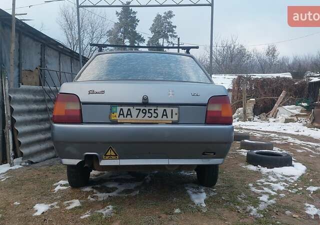 Серый ЗАЗ 1103 Славута, объемом двигателя 1.2 л и пробегом 220 тыс. км за 950 $, фото 15 на Automoto.ua