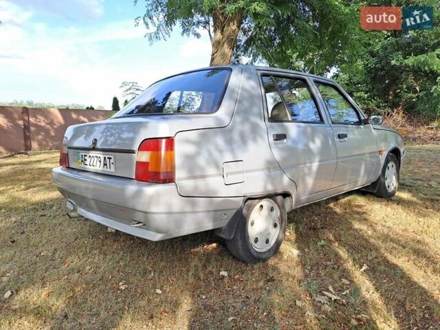 Серый ЗАЗ 1103 Славута, объемом двигателя 1.2 л и пробегом 156 тыс. км за 1300 $, фото 8 на Automoto.ua