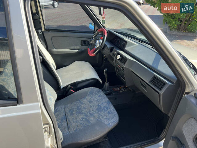 Серый ЗАЗ 1103 Славута, объемом двигателя 1.2 л и пробегом 100 тыс. км за 1800 $, фото 7 на Automoto.ua