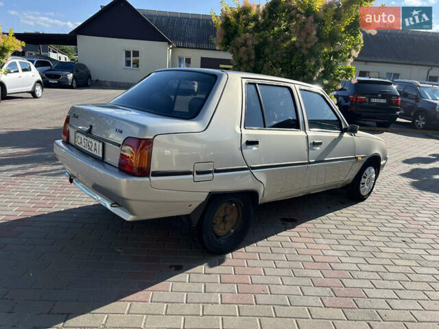 Серый ЗАЗ 1103 Славута, объемом двигателя 1.2 л и пробегом 100 тыс. км за 1800 $, фото 4 на Automoto.ua