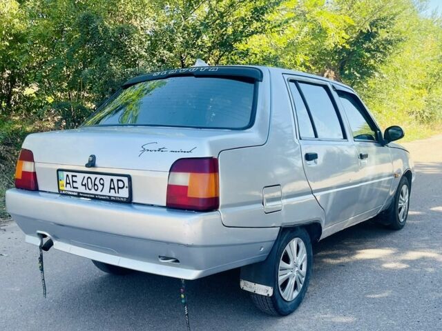 Серый ЗАЗ 1103 Славута, объемом двигателя 1.2 л и пробегом 120 тыс. км за 650 $, фото 2 на Automoto.ua