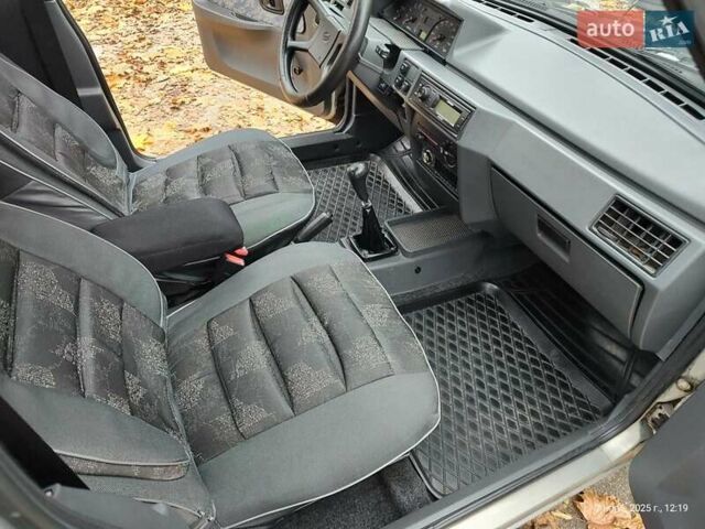 Серый ЗАЗ 1103 Славута, объемом двигателя 1.2 л и пробегом 100 тыс. км за 2000 $, фото 13 на Automoto.ua