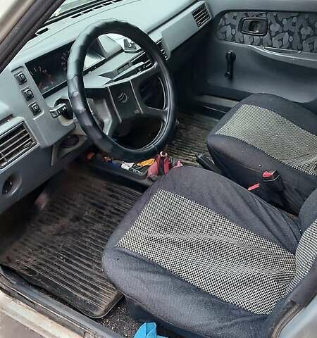 Серый ЗАЗ 1103 Славута, объемом двигателя 1.2 л и пробегом 125 тыс. км за 800 $, фото 2 на Automoto.ua