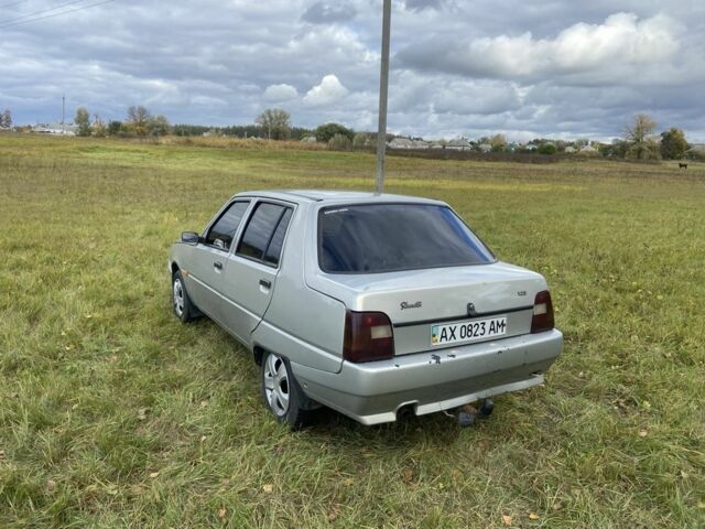 Серый ЗАЗ 1103 Славута, объемом двигателя 1.2 л и пробегом 1000 тыс. км за 1400 $, фото 3 на Automoto.ua