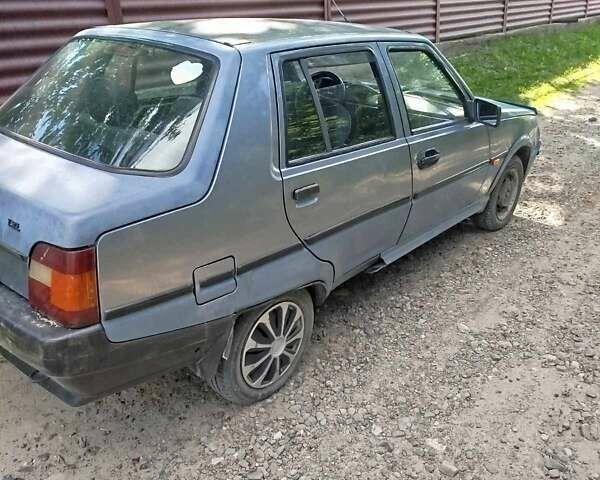 Серый ЗАЗ 1103 Славута, объемом двигателя 1.2 л и пробегом 80 тыс. км за 900 $, фото 5 на Automoto.ua