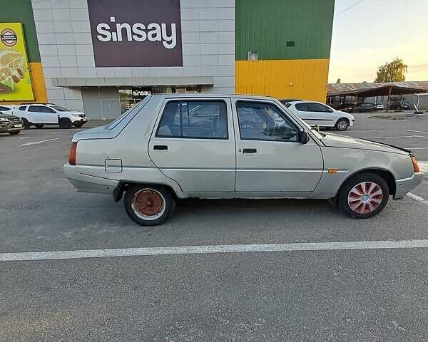 Серый ЗАЗ 1103 Славута, объемом двигателя 1.2 л и пробегом 118 тыс. км за 1000 $, фото 6 на Automoto.ua