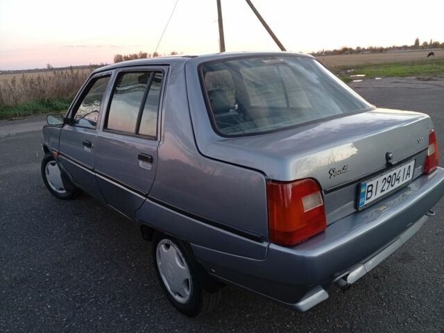 Серый ЗАЗ 1103 Славута, объемом двигателя 1.2 л и пробегом 106 тыс. км за 1350 $, фото 2 на Automoto.ua