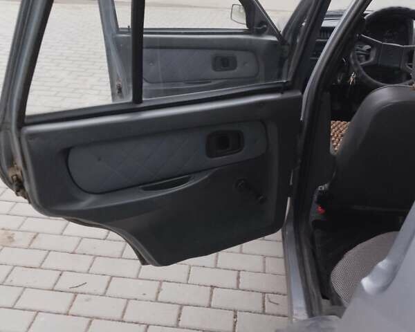 Серый ЗАЗ 1103 Славута, объемом двигателя 1.2 л и пробегом 108 тыс. км за 1250 $, фото 7 на Automoto.ua