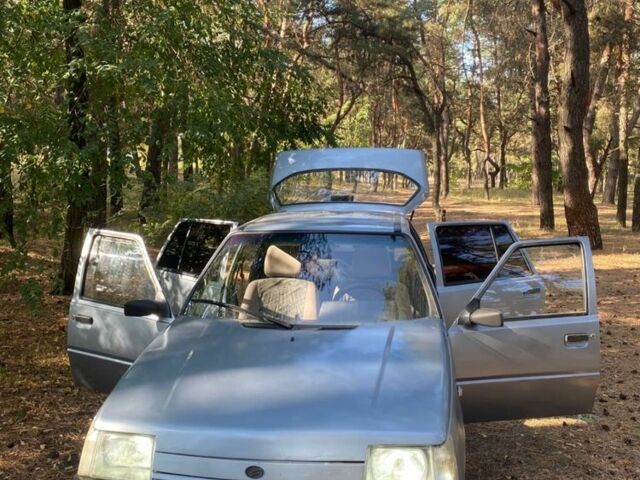 Серый ЗАЗ 1103 Славута, объемом двигателя 1.2 л и пробегом 180 тыс. км за 1066 $, фото 4 на Automoto.ua