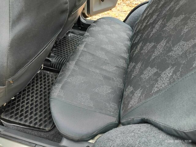 Сірий ЗАЗ 1103 Славута, об'ємом двигуна 1.2 л та пробігом 100 тис. км за 2000 $, фото 20 на Automoto.ua