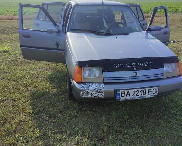 Серый ЗАЗ 1103 Славута, объемом двигателя 1.2 л и пробегом 152 тыс. км за 1399 $, фото 6 на Automoto.ua