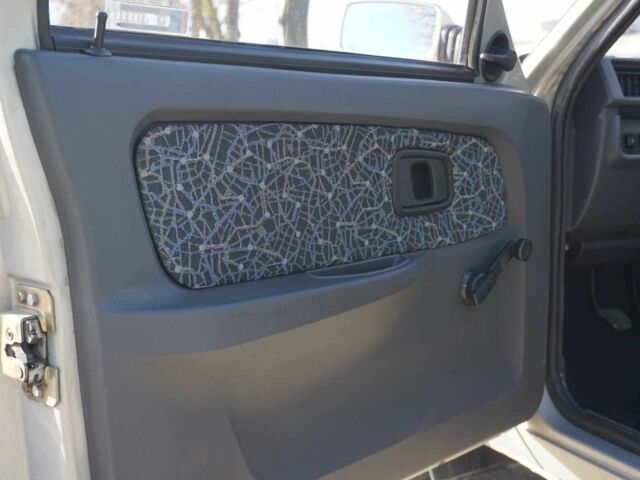 Сірий ЗАЗ 1103 Славута, об'ємом двигуна 1.2 л та пробігом 90 тис. км за 1500 $, фото 10 на Automoto.ua