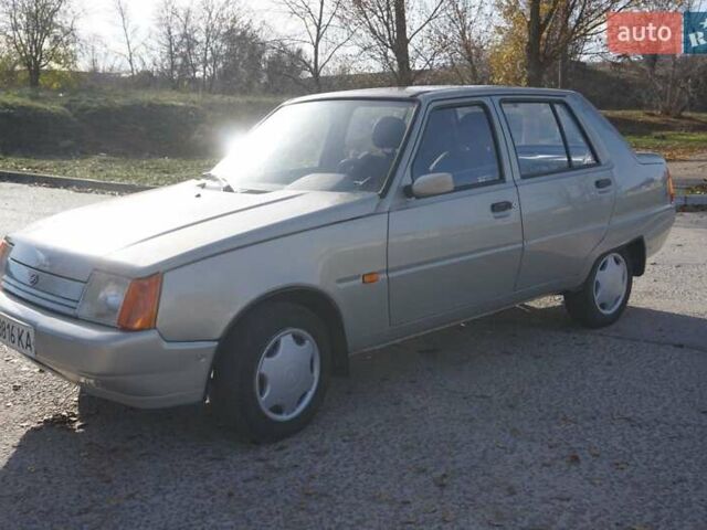 Сірий ЗАЗ 1103 Славута, об'ємом двигуна 1.2 л та пробігом 90 тис. км за 1500 $, фото 2 на Automoto.ua