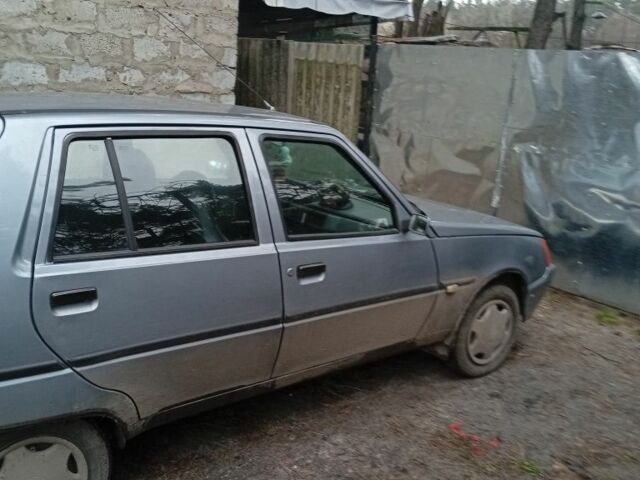 Серый ЗАЗ 1103 Славута, объемом двигателя 1.2 л и пробегом 117 тыс. км за 1200 $, фото 6 на Automoto.ua