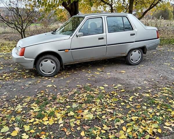 Сірий ЗАЗ 1103 Славута, об'ємом двигуна 1.2 л та пробігом 274 тис. км за 999 $, фото 12 на Automoto.ua