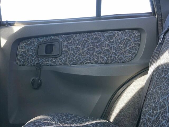 Сірий ЗАЗ 1103 Славута, об'ємом двигуна 1.2 л та пробігом 90 тис. км за 1500 $, фото 13 на Automoto.ua