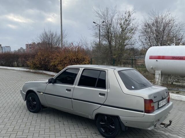 Серый ЗАЗ 1103 Славута, объемом двигателя 1.2 л и пробегом 147 тыс. км за 1000 $, фото 3 на Automoto.ua