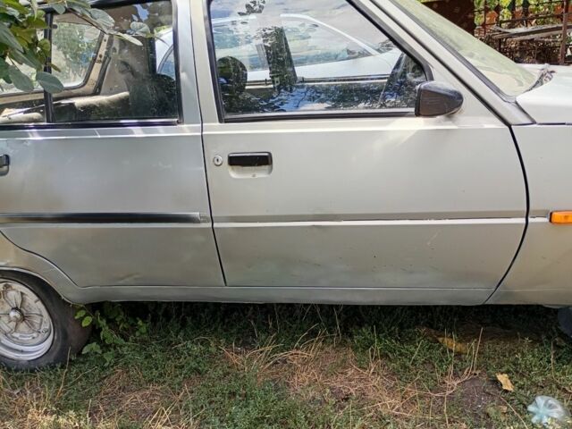 Серый ЗАЗ 1103 Славута, объемом двигателя 1.3 л и пробегом 222 тыс. км за 600 $, фото 3 на Automoto.ua