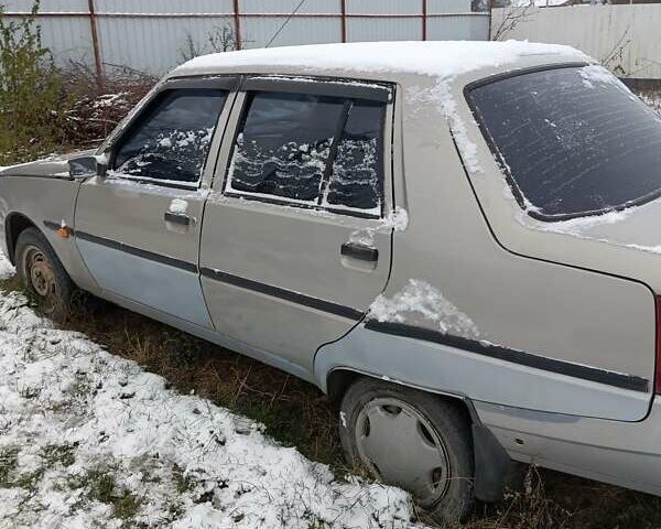 Серый ЗАЗ 1103 Славута, объемом двигателя 1.2 л и пробегом 160 тыс. км за 900 $, фото 2 на Automoto.ua