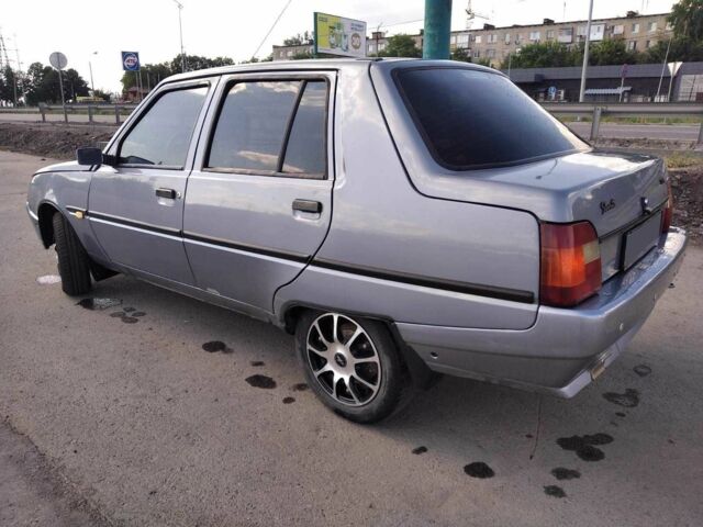 Серый ЗАЗ 1103 Славута, объемом двигателя 1.2 л и пробегом 114 тыс. км за 1700 $, фото 4 на Automoto.ua