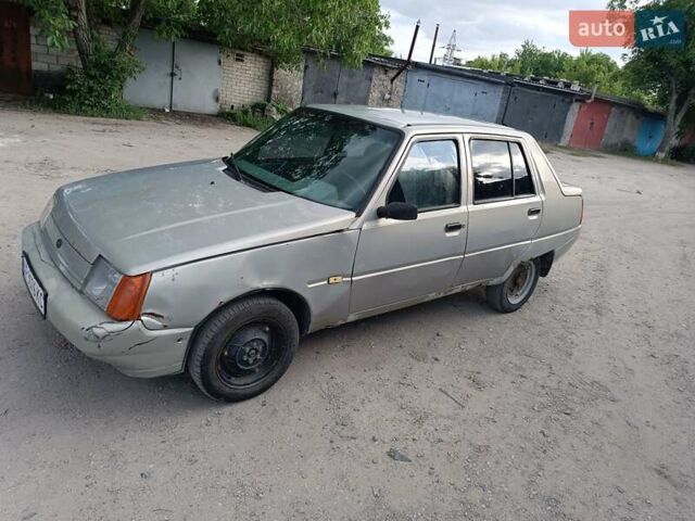 Серый ЗАЗ 1103 Славута, объемом двигателя 1.2 л и пробегом 126 тыс. км за 900 $, фото 5 на Automoto.ua