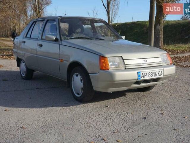 Сірий ЗАЗ 1103 Славута, об'ємом двигуна 1.2 л та пробігом 90 тис. км за 1500 $, фото 1 на Automoto.ua