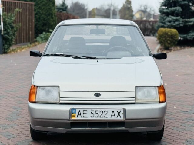 Серый ЗАЗ 1103 Славута, объемом двигателя 1.2 л и пробегом 85 тыс. км за 1400 $, фото 2 на Automoto.ua