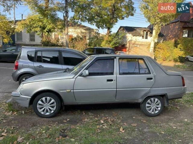 Серый ЗАЗ 1103 Славута, объемом двигателя 1.2 л и пробегом 157 тыс. км за 950 $, фото 4 на Automoto.ua