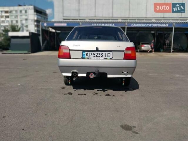 Серый ЗАЗ 1103 Славута, объемом двигателя 1.2 л и пробегом 287 тыс. км за 950 $, фото 4 на Automoto.ua